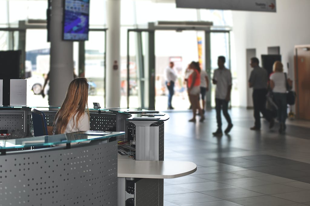 White Sitting Behind Counter Under Television 518244 1024x683
